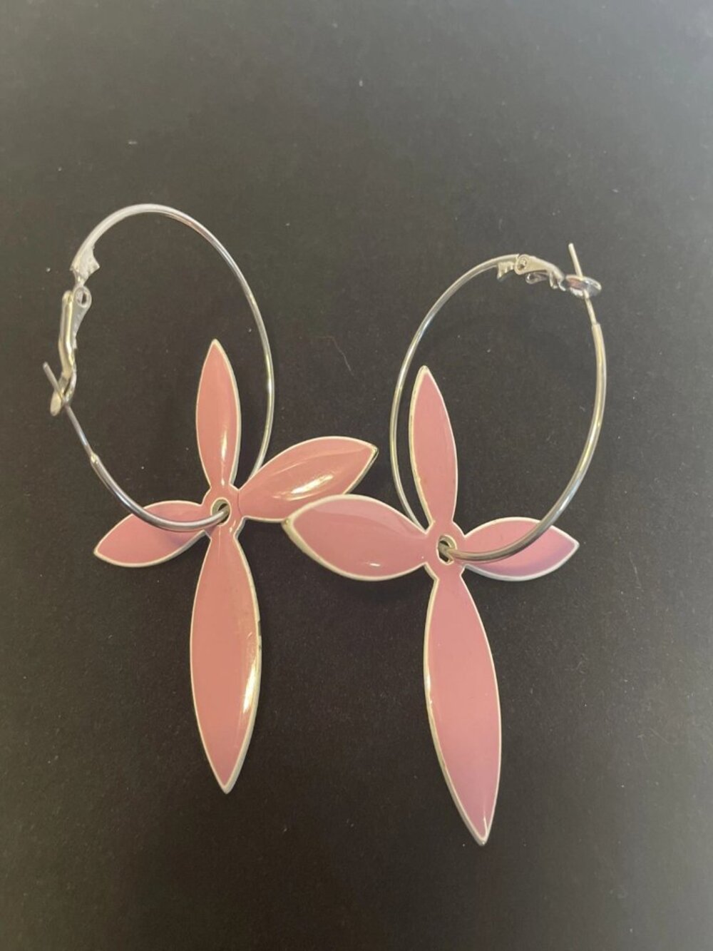 Pink Enamel Frangipani Flower Hoop Earrings Tropical Floral Charm Costume Jewelr - Picture 6 of 8